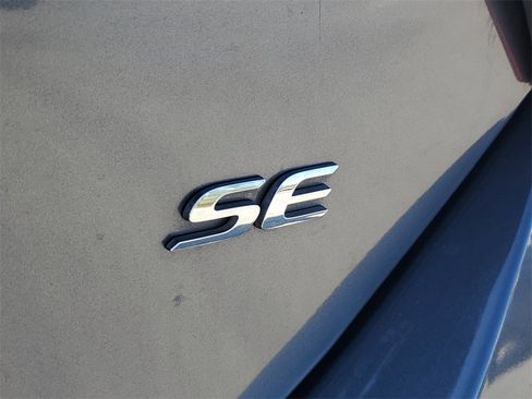 Used 2019 Toyota Corolla SE image 10