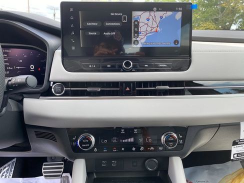 New 2025 Mitsubishi Outlander SEL image 20