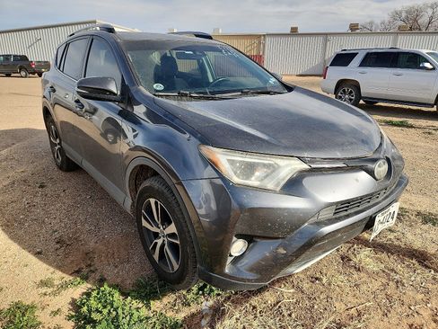 Used 2018 Toyota RAV4 XLE image 7