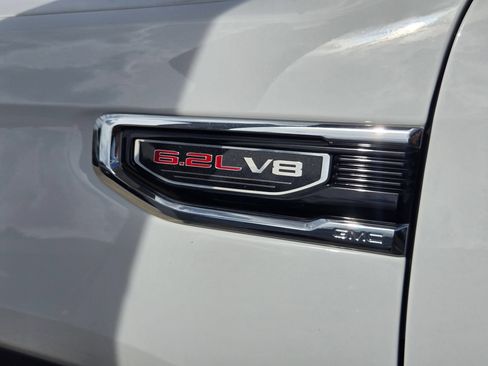 Certified 2023 GMC Sierra 1500 Denali w/ Technology Package AWD/4WD image 5