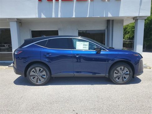 Used 2025 Nissan Murano SL w/ Cargo Package image 2