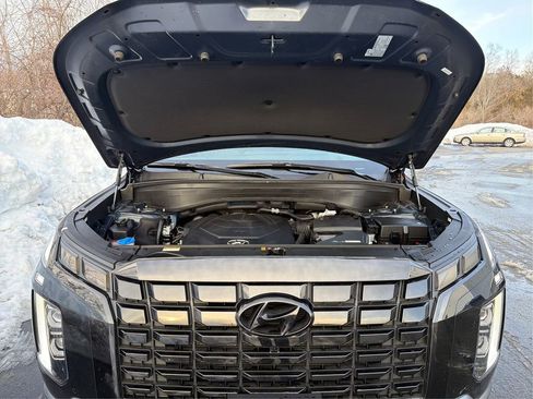 Used 2023 Hyundai Palisade Limited image 11
