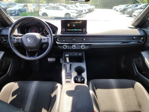 Used 2022 Honda Civic Sport image 8