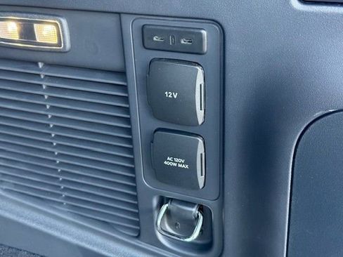 New 2025 Ford Expedition Max Platinum w/ Stealth Performance Package image 48