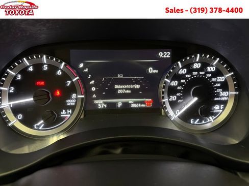 Certified 2024 Toyota Highlander XLE image 18