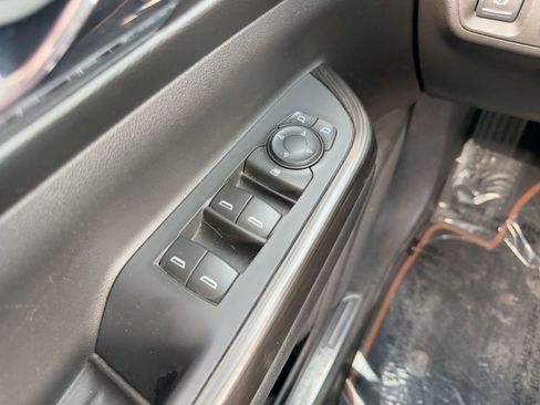 Used 2017 GMC Acadia SLE w/ Driver Alert Package I image 21