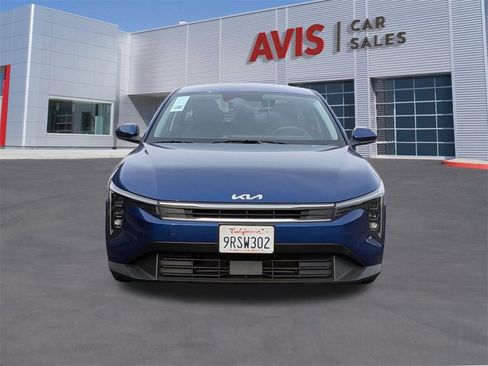 Used 2025 Kia K4 LXS image 2