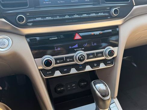 Used 2020 Hyundai Elantra Value Edition FWD image 35
