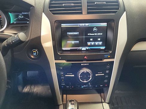 Used 2014 Ford Explorer Sport w/ Equipment Group 401A image 9