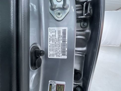 Used 2021 Honda CR-V EX-L image 15