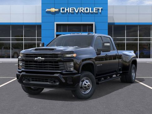 New 2026 Chevrolet Silverado 3500 W/T image 6
