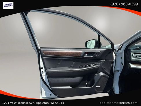 Used 2019 Subaru Outback 2.5i Limited AWD/4WD image 25