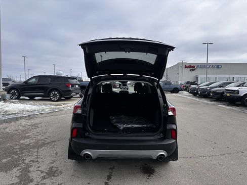 Certified 2022 Ford Escape SEL w/ Technology Package image 22