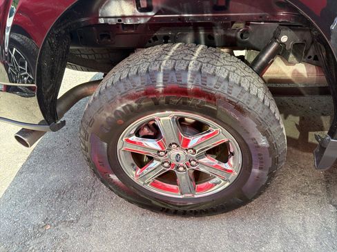 Used 2025 Ford F150 XLT w/ Equipment Group 301A Standard AWD/4WD image 5