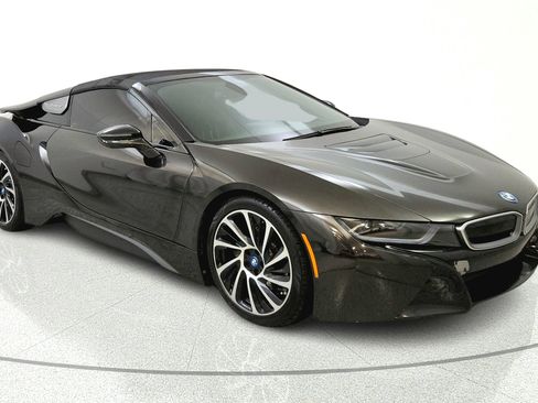 Used 2019 BMW i8 Roadster AWD/4WD image 1