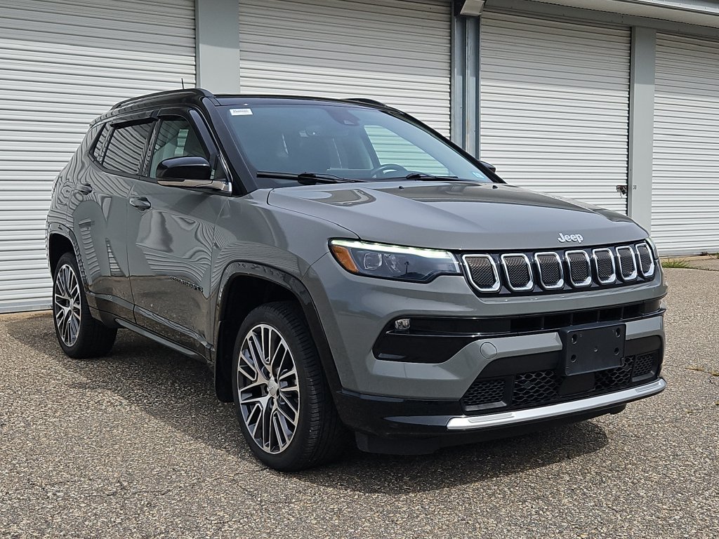 Used 2022 Jeep Compass Limited w/ Elite Group AWD/4WD image 9