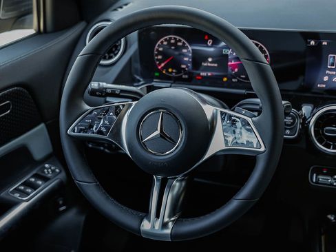New 2026 Mercedes-Benz GLA 250 4MATIC image 13