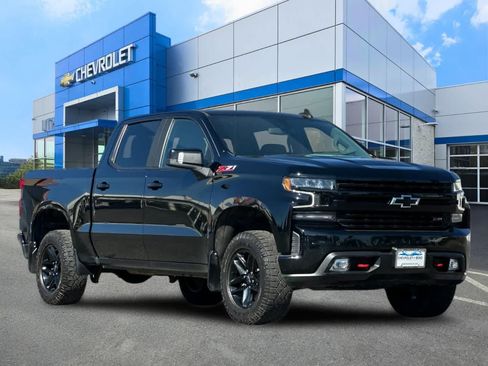 Used 2021 Chevrolet Silverado 1500 LT Trail Boss w/ Convenience Package II AWD/4WD image 9