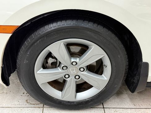 Used 2018 Honda Odyssey EX-L image 37