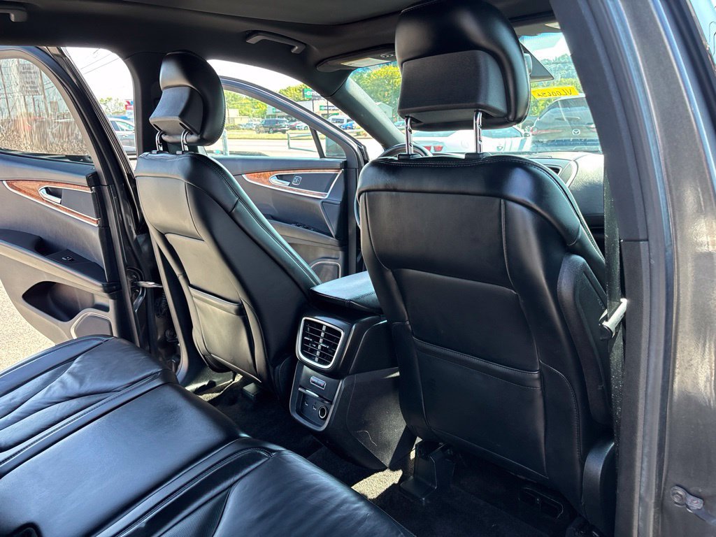 Used 2018 Lincoln MKX Select w/ Lincoln MKX Climate Package FWD image 34