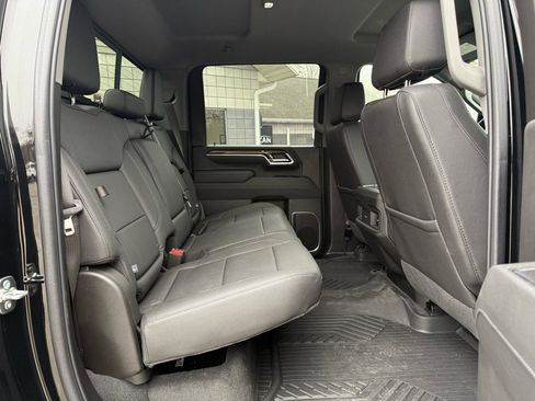 Used 2025 Chevrolet Silverado 2500 LT w/ Trail Boss Package image 13