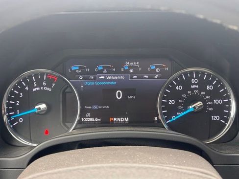 Used 2019 Ford Expedition Limited w/ Equipment Group 302A AWD/4WD image 15