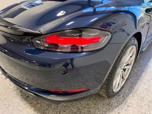 Used 2018 Porsche 718 Boxster RWD image 57