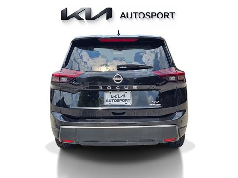 Used 2024 Nissan Rogue SV FWD image 10