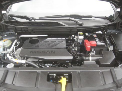 Used 2024 Nissan Rogue SV AWD/4WD image 13