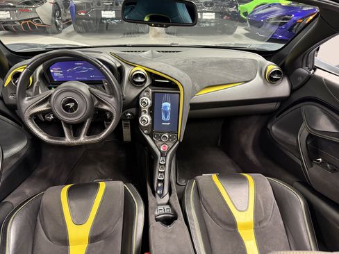 Used 2020 McLaren 720S Spider RWD image 11