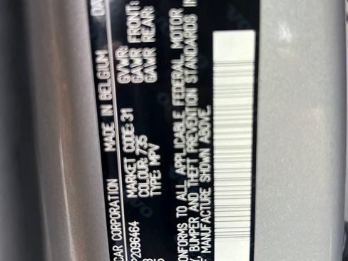 Used 2023 Volvo XC40 B4 Core FWD image 28