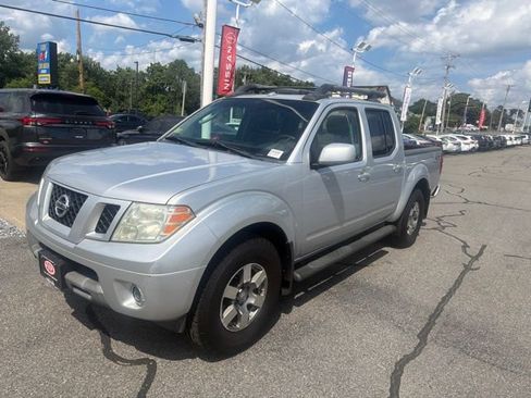 Used 2011 Nissan Frontier PRO-4X w/ Pro-4x Luxury Pkg AWD/4WD image 1