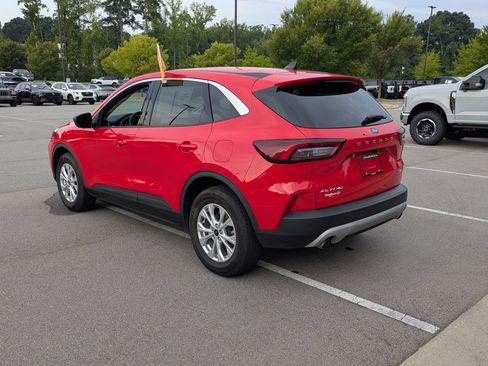Used 2024 Ford Escape Active w/ Tech Pack #1 AWD/4WD image 6