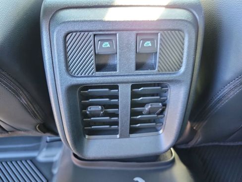 New 2025 Ford Bronco Outer Banks w/ Sasquatch Package AWD/4WD image 12