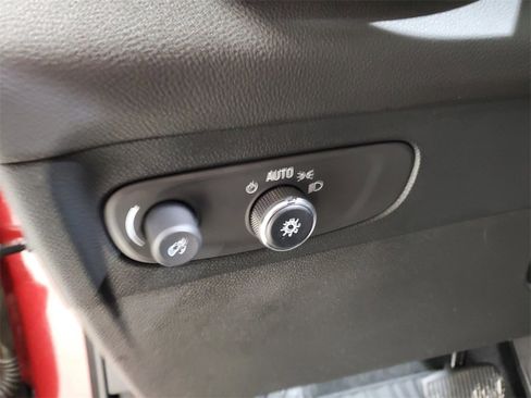 Used 2022 Buick Envision Preferred image 12