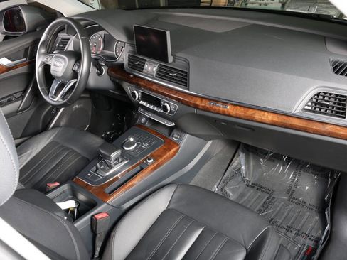 Used 2018 Audi Q5 2.0T Premium AWD/4WD image 27