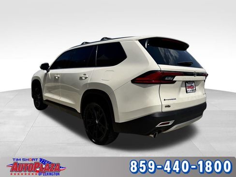 Used 2024 Toyota Grand Highlander AWD Hybrid image 2