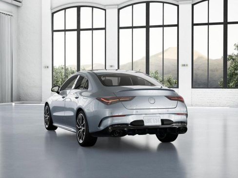 Used 2025 Mercedes-Benz CLA 35 AMG 4MATIC image 26