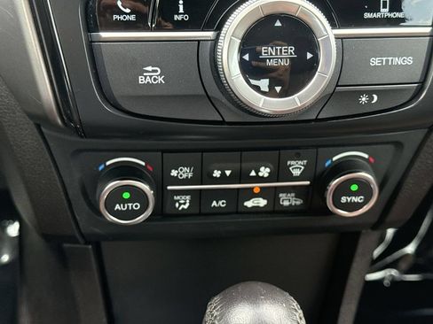 Used 2020 Acura ILX FWD image 17