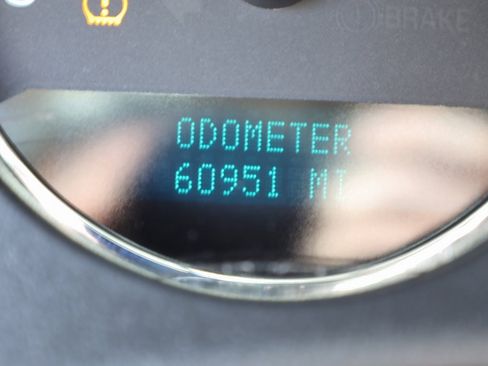 Used 2008 GMC Sierra 2500 SLT w/ Z71 Off-Road Package image 14