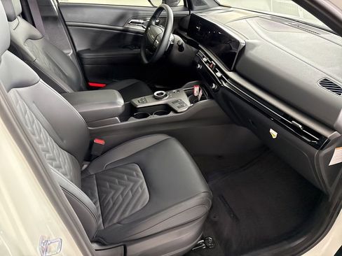 New 2026 Kia Sportage X-Line image 43