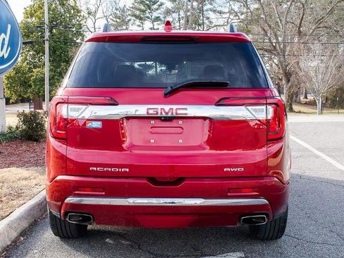 Used 2022 GMC Acadia Denali w/ Denali Ultimate Package image 4