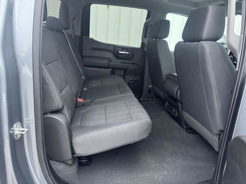 Used 2019 Chevrolet Silverado 1500 Custom image 18