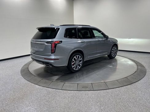 Used 2024 Cadillac XT6 Sport AWD/4WD image 6