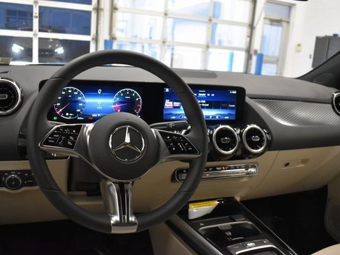New 2026 Mercedes-Benz GLA 250 4MATIC image 26