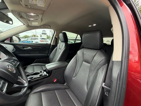 Used 2023 Buick Envision Essence FWD image 11