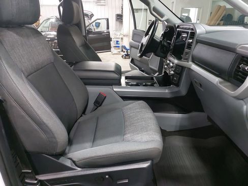 Used 2022 Ford F150 XLT w/ Equipment Group 302A High image 10