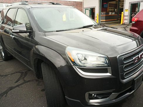Used 2017 GMC Acadia Limited SLT AWD/4WD image 3