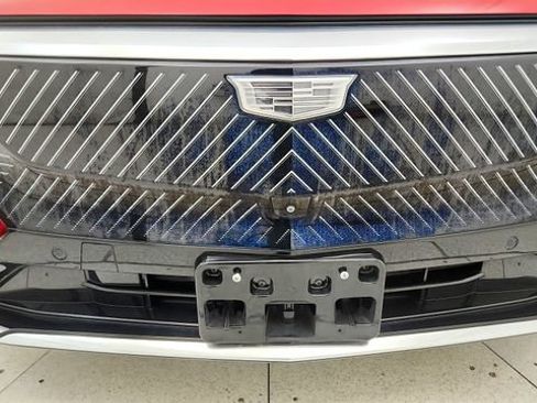 Used 2024 Cadillac Lyriq Luxury AWD/4WD image 23