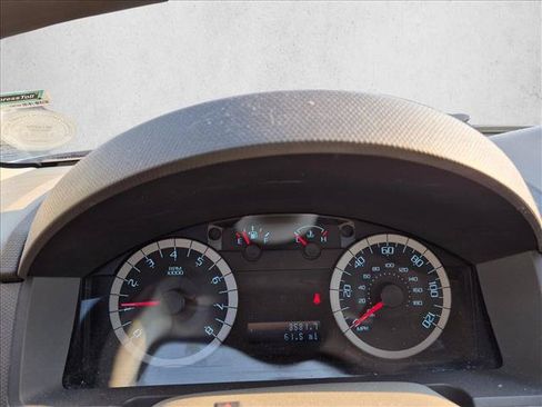 Used 2012 Ford Escape XLS AWD/4WD image 9